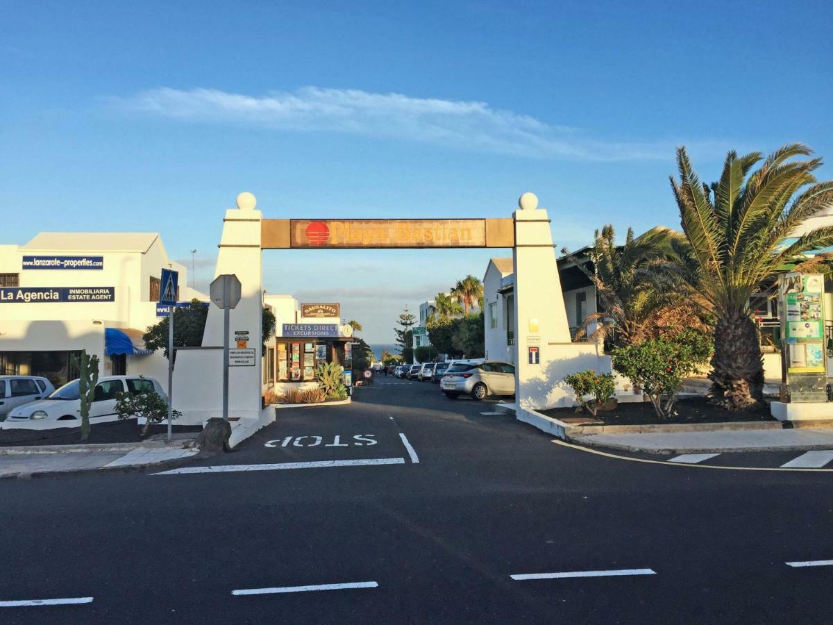 Reby Bastian Beach Costa Teguise Eksteriør billede