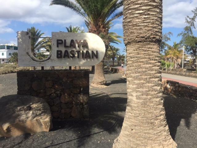 Reby Bastian Beach Costa Teguise Eksteriør billede