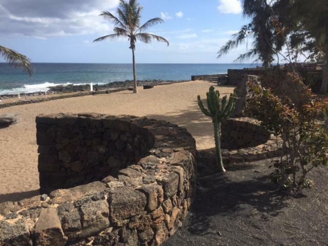 Reby Bastian Beach Costa Teguise Eksteriør billede